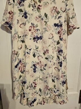 Cream Floral Short-Sleeve Shirt Dress